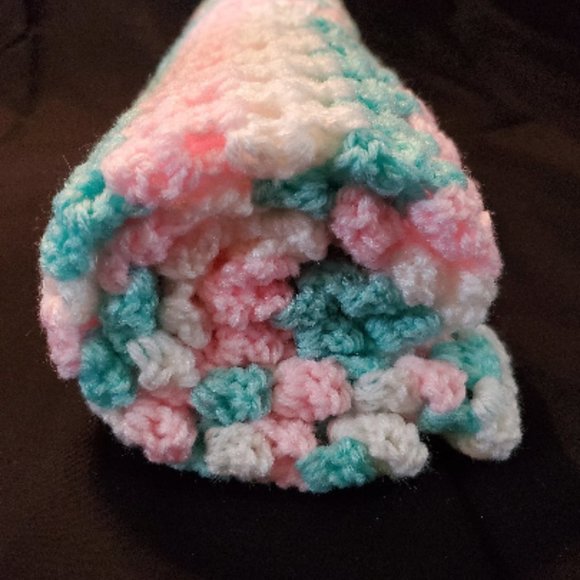 Crochet Sweet Baby Blanket/New - Picture 5 of 5